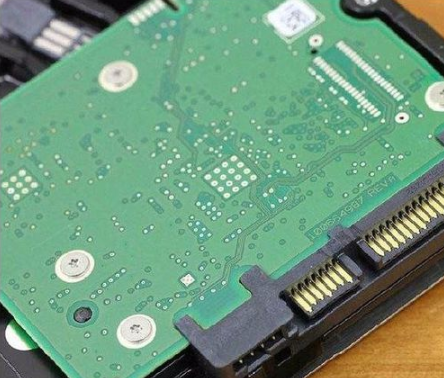 Win7旗艦版電腦開機顯示器沒反應怎么辦？