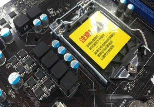 Win7旗艦版電腦開機(jī)后黑屏怎么回事?