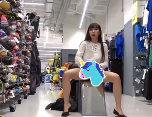 抖音迪卡儂潮噴門是什么梗 這尺度也是沒誰(shuí)了