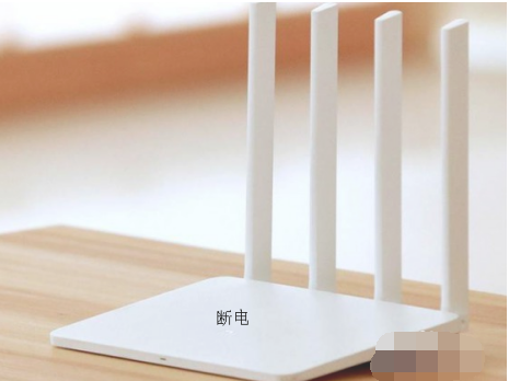 Win10專業版開機卡在歡迎界面要怎么解決？