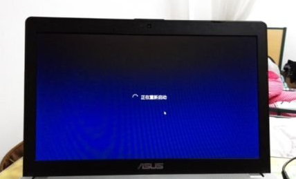 win7系統(tǒng)出現(xiàn)鍵盤背光燈不亮具體處理步驟